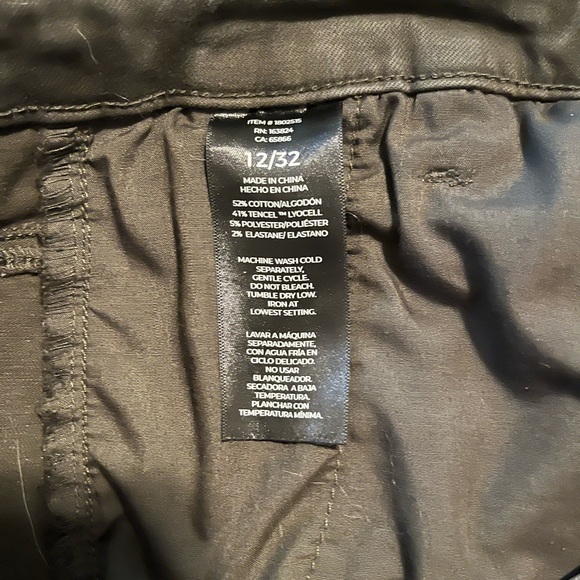 Women’s Olive Green Cargo Pants - Picture 6 of 6